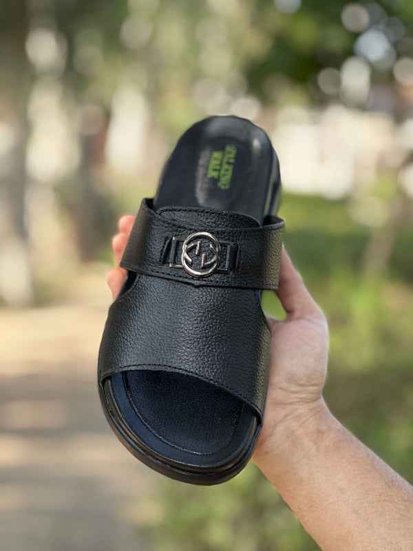 LEATHER LOOM SLIPPER - BLACK