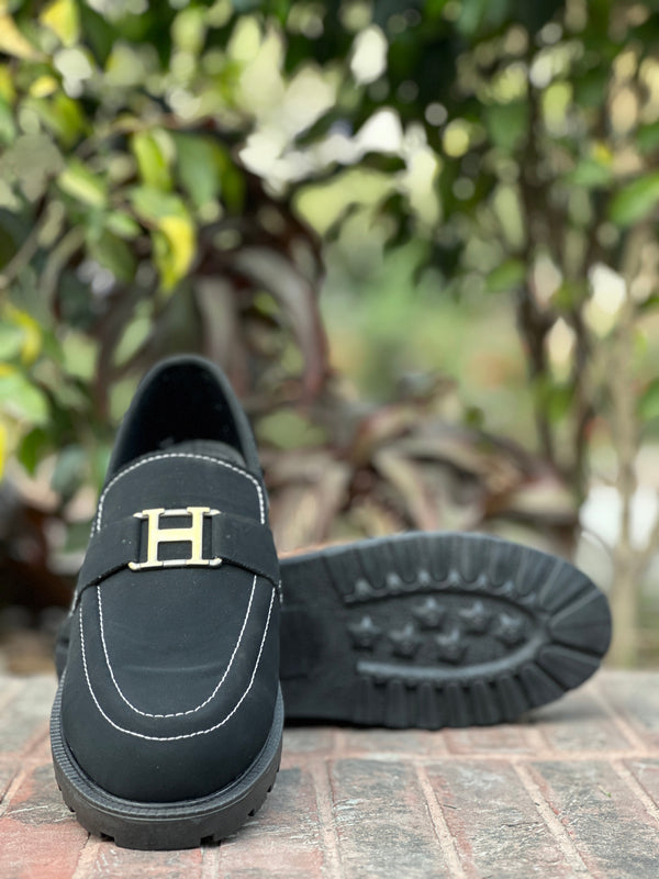 CHUNKY LOAFER - BLACK