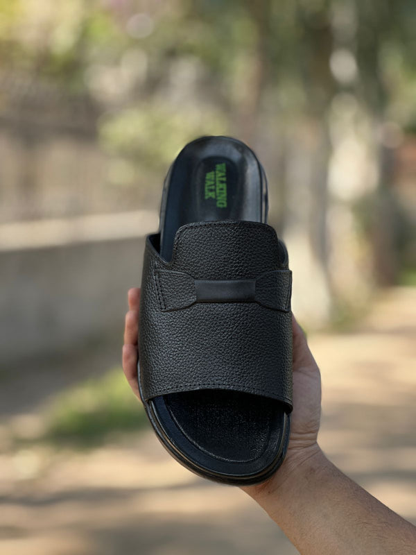 HERITAGE STRIDE 𝗟𝗘𝗔𝗧𝗛𝗘𝗥 SLIPPERS