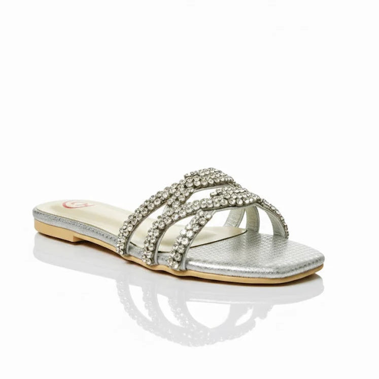 NOORÉ CHARM